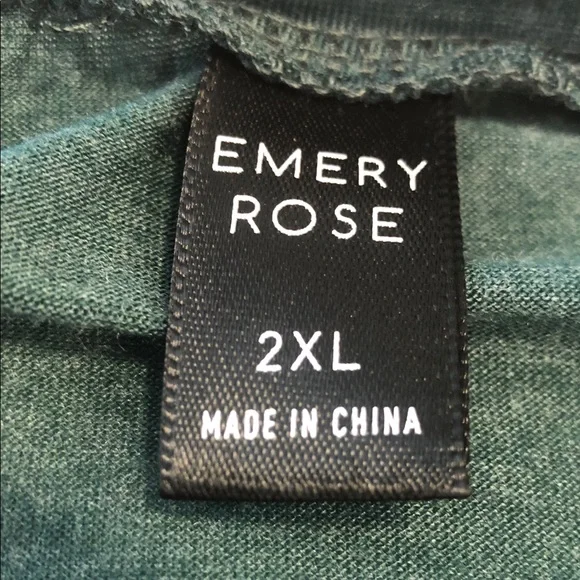 Emery Rose boho Green Top wood buttons right shoulder long sleeves Plus size 2X - Picture 5 of 9